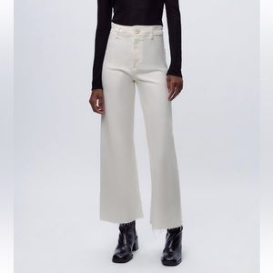 Zara SUPERHIGH-WAISTED ZW MARINE STRAIGHT JEANS size US4
